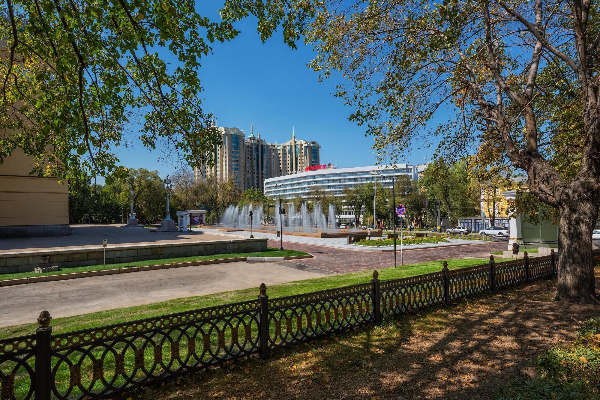 Отель Алматы Экстерьер фото
